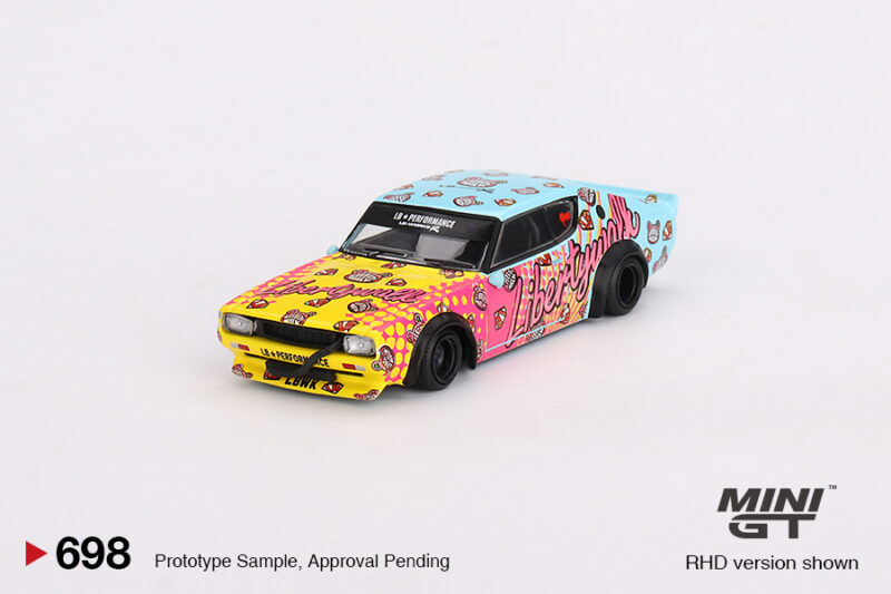NISSAN Skyline Kenmeri Liberty Walk Bi-color 1973 - 1:64 Mini GT 698