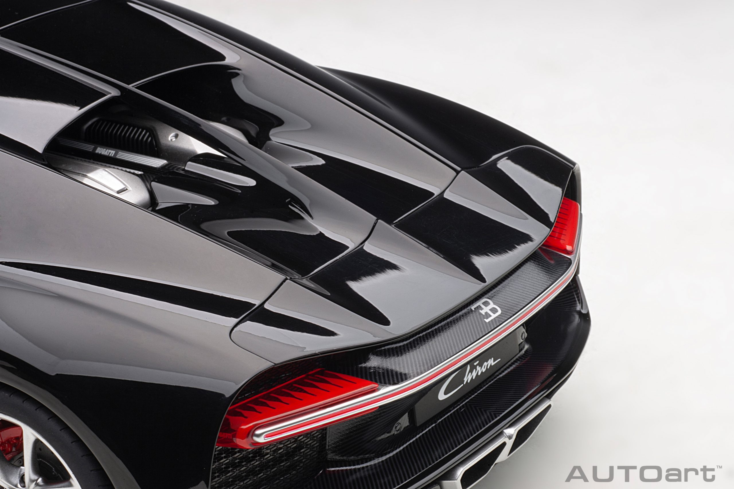 BUGATTI Chiron 2017 Italian Red / Black - 1:12 AUTOart 12113 – Image 13