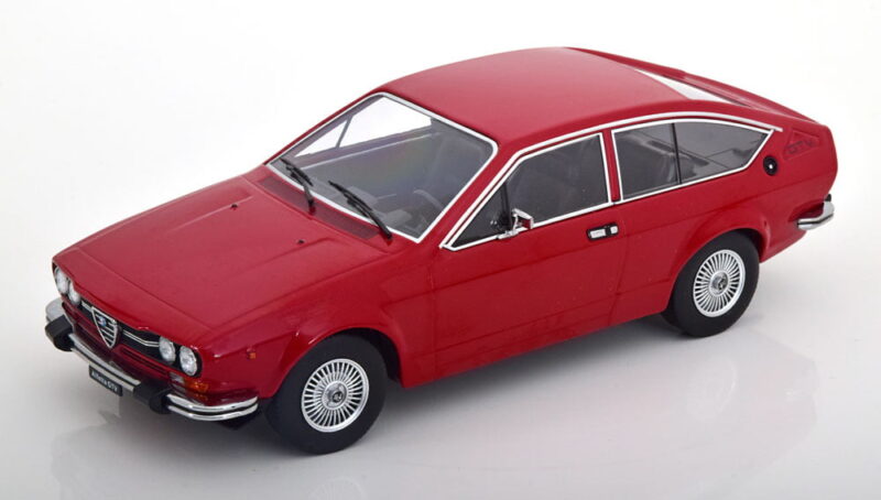 ALFA ROMEO Alfetta 2000 GTV 1976 Rouge - 1:18 KK-Scale 181091