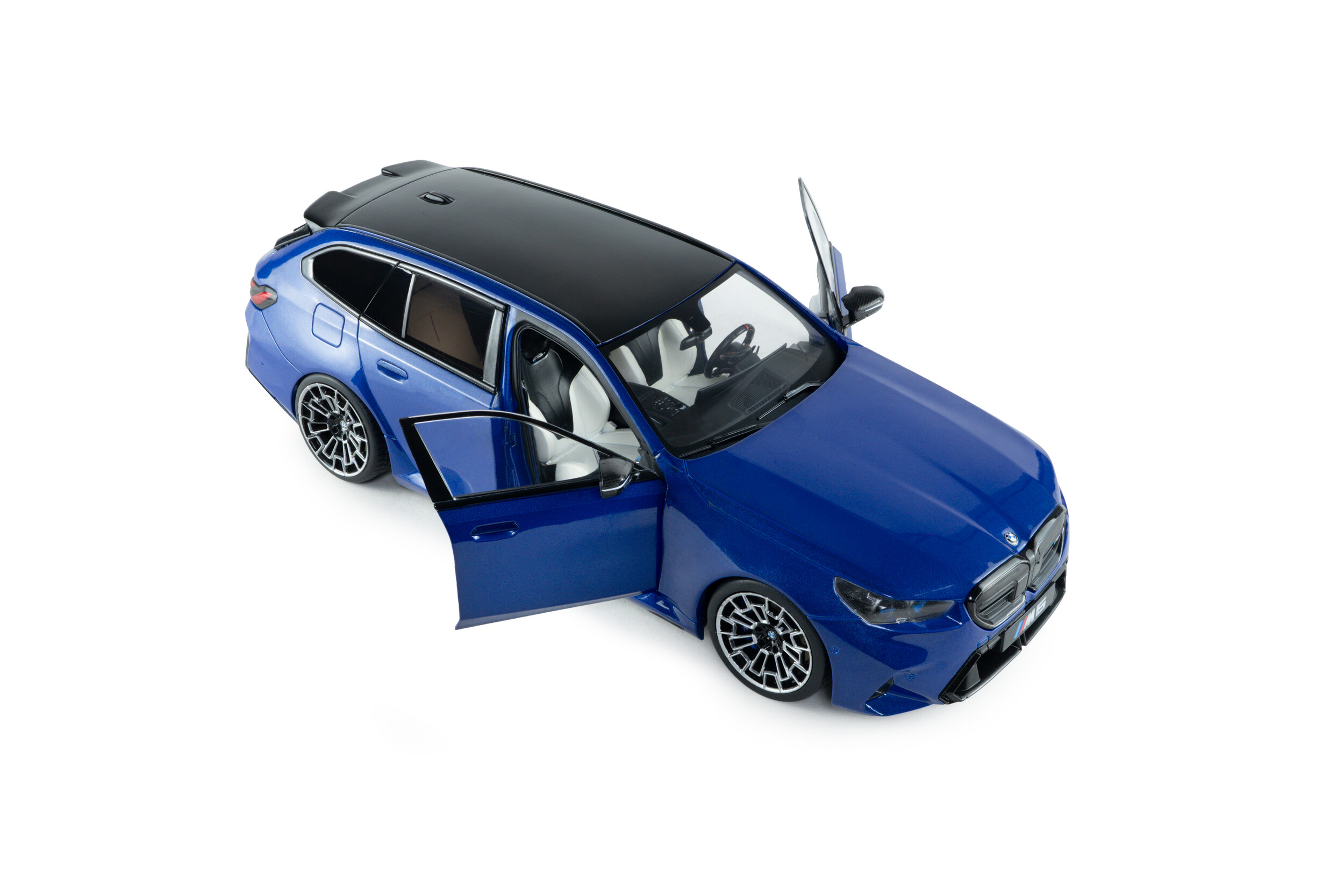 BMW M5 TOURING 2024 Marina Bay Blue - 1:18 Solido S1814801 – Image 5