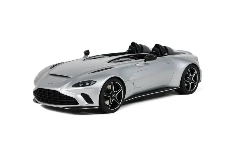 Aston Martin V12 Speedster 2020 Silver - 1:18 GT Spirit GT430