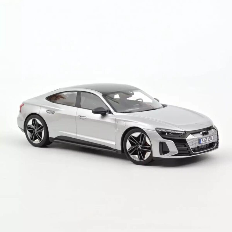 AUDI RS e-tron GT 2021 Argent - 1:18 NOREV 188381