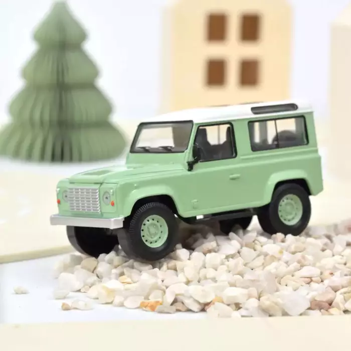 Modèle Réduit Land Rover Defender Verte 1995 - Échelle 1/43 Par Norev, Collection Jet-Car