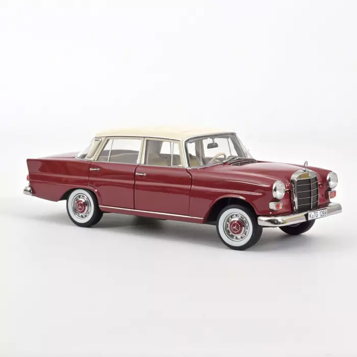 MERCEDES 200 1966 Rouge - 1:18 Norev 183706