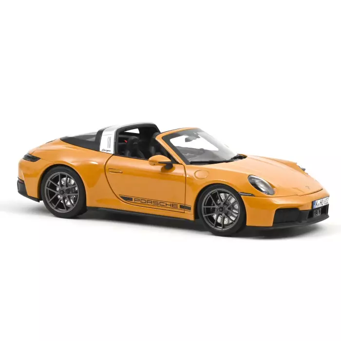 PORSCHE 911 Targa 4 GTS 2025 Jaune Bahama - 1:18 Norev 187190