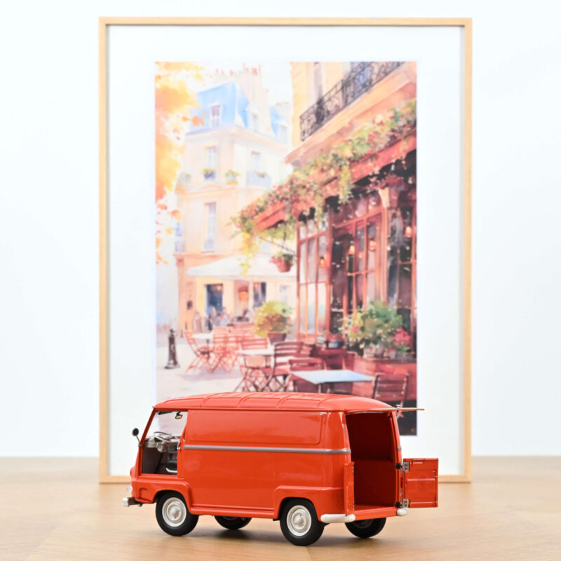 Renault Estafette 60 'Renault Services' Orange and White Roof - CITY