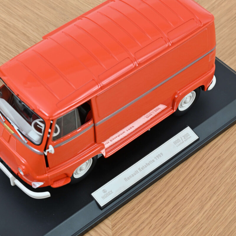 Modèle réduit Renault Estafette 1968 Orange Assistance Course 1/18
