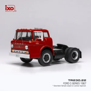 FORD C-Serie 1967 Rouge - 1:43 IXO TR230