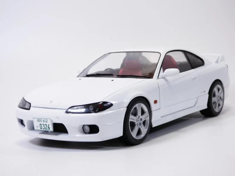 NISSAN Silvia S15 Spec-R Aero Aspen 1999 Blanc - 1:18 Solido S1812201
