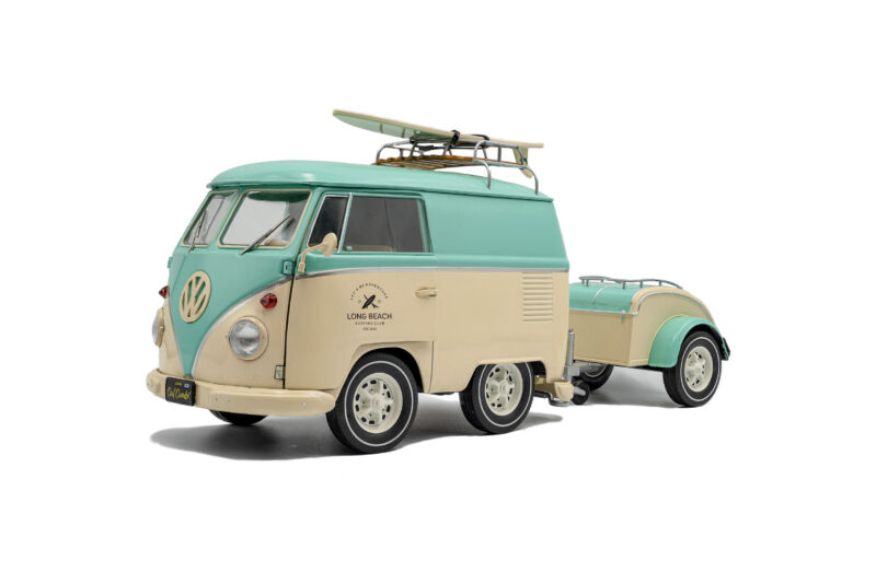 VOLKSWAGEN Cool Combi 2024 Mint Green & White - 1:18 Solido S1810905