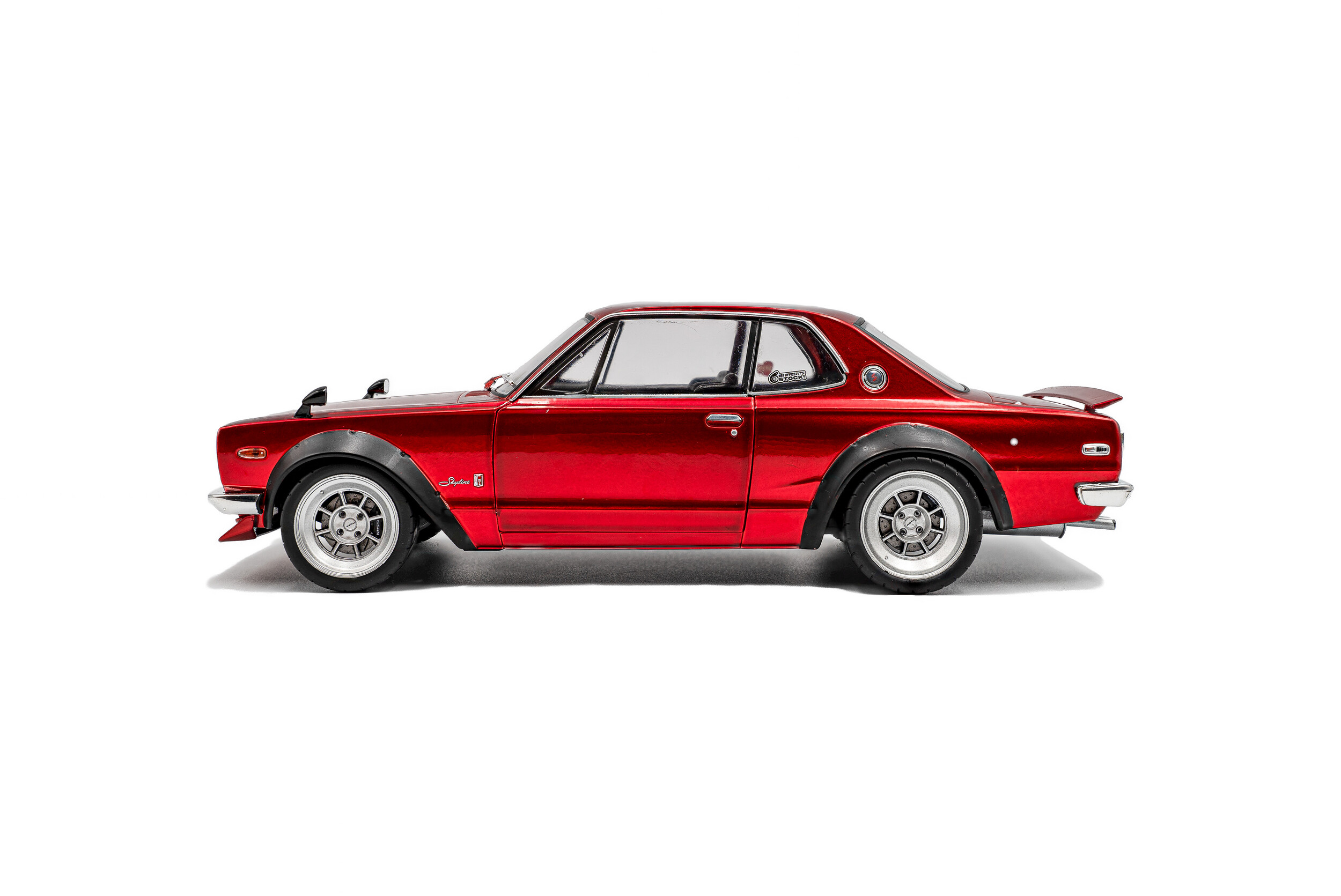 NISSAN Skyline (C10) Hakosuka Solido Works 1970 Red - 1:18 Solido S1813002 – Image 5