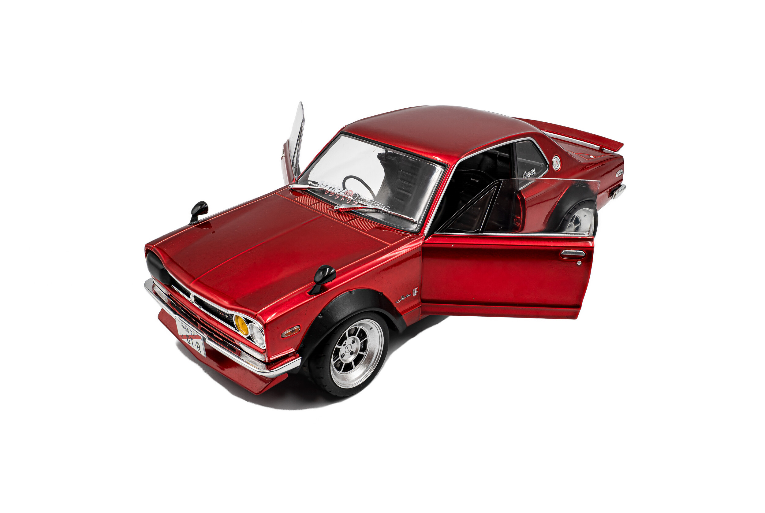 NISSAN Skyline (C10) Hakosuka Solido Works 1970 Red - 1:18 Solido S1813002 – Image 3