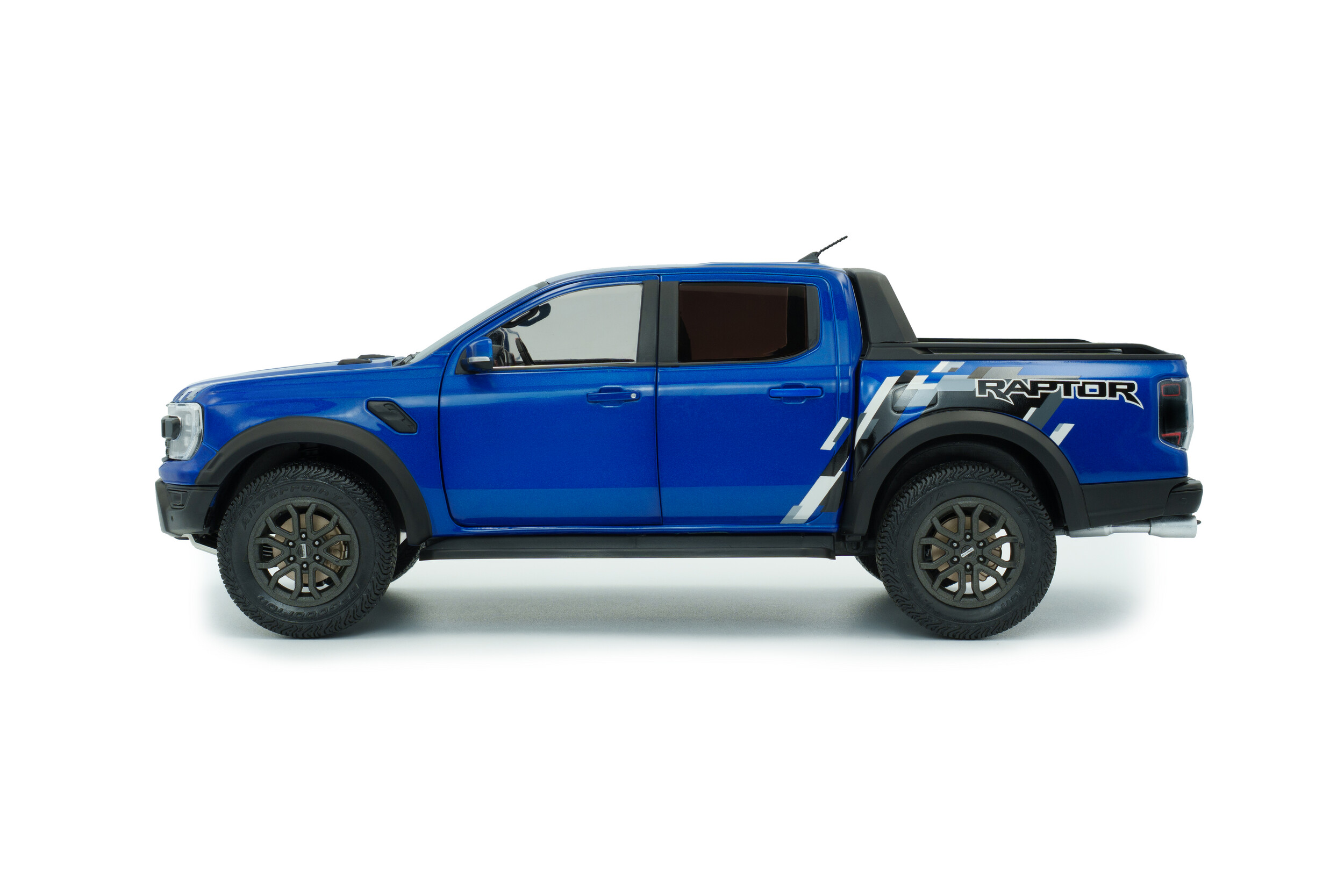FORD Ranger Raptor 2024 Blue Lightning - 1:18 Solido S1813902 – Image 5