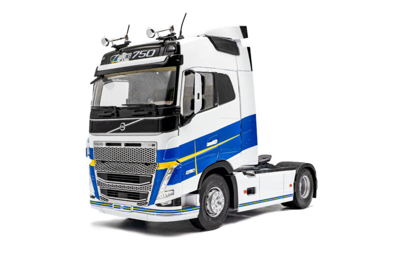 VOLVO FH16 Globetrotter XL Göteborg Edition 2019 - 1:24 Solido S2400106